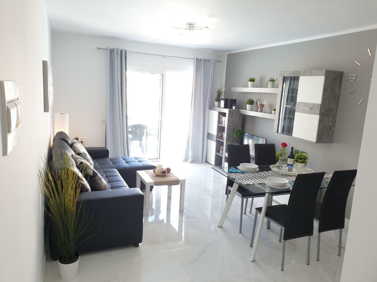 Casa Las Flores With Heated Pool, Only 490 Meters To The Beach, Balcony, Wifi Arona  Eksteriør bilde